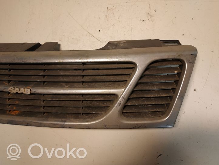 Saab 9-3 Ver1 Maskownica / Grill / Atrapa górna chłodnicy 4240867