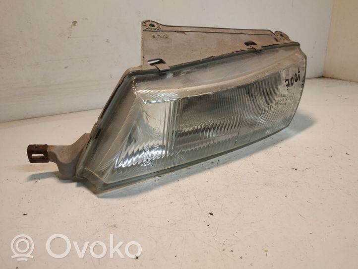 Daewoo Nexia Lampa przednia 