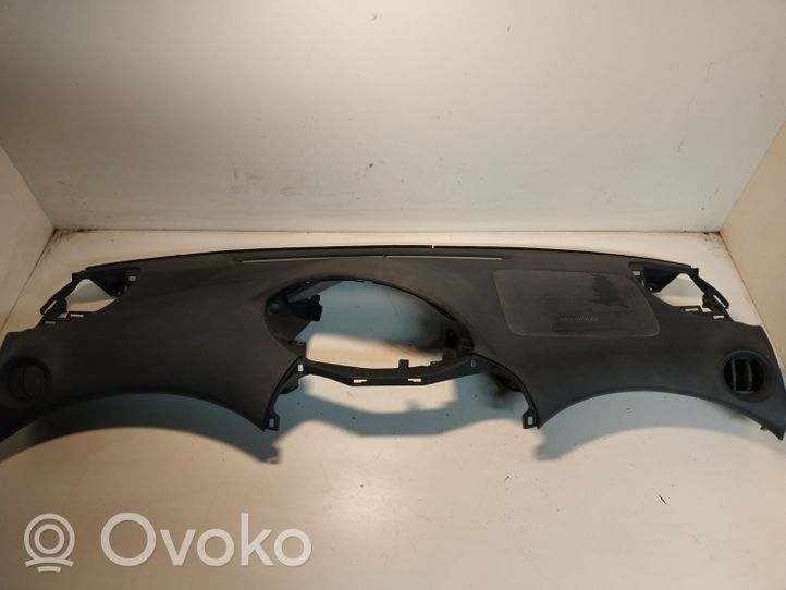 Toyota Yaris Panelė 553010D060