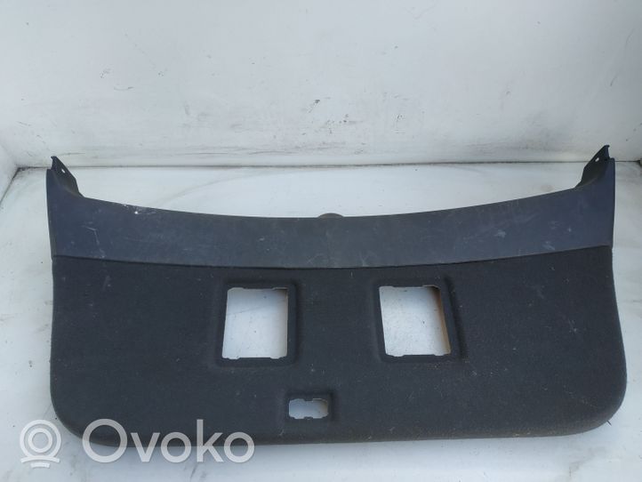 Toyota Avensis T250 Rivestimento portellone posteriore/bagagliaio 6775905010