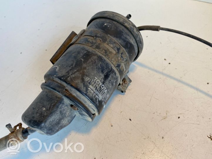 Toyota Corolla E100 Aktiivihiilisuodattimen polttoainehöyrysäiliö 7774012630