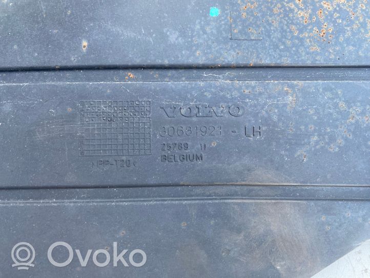 Volvo V50 Couvre soubassement arrière 30681921