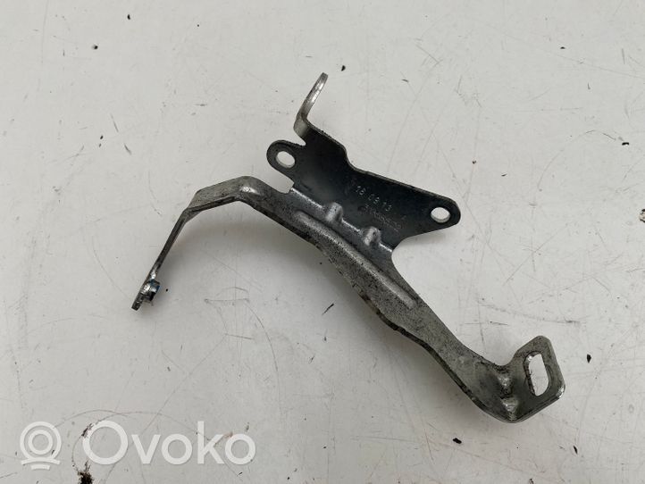 Volvo V40 Supporto della valvola di raffreddamento EGR 31358502