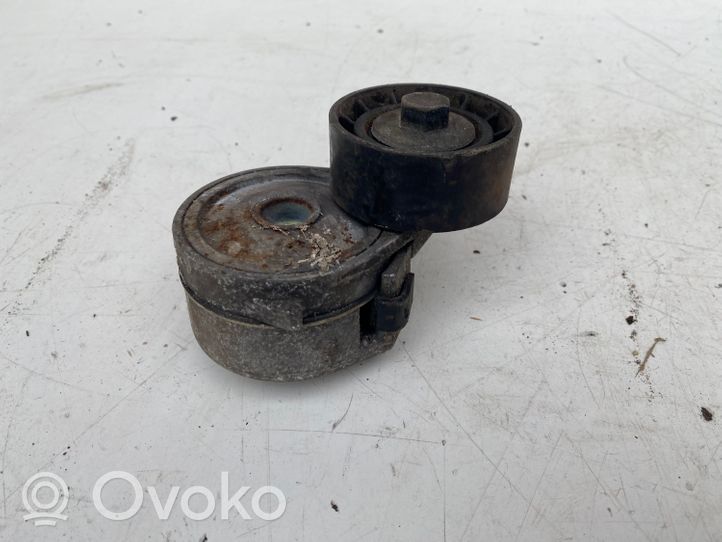 Toyota Corolla E110 Napinacz paska alternatora 