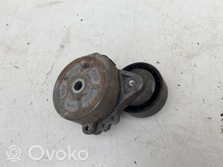 Toyota Corolla E110 Napinacz paska alternatora 