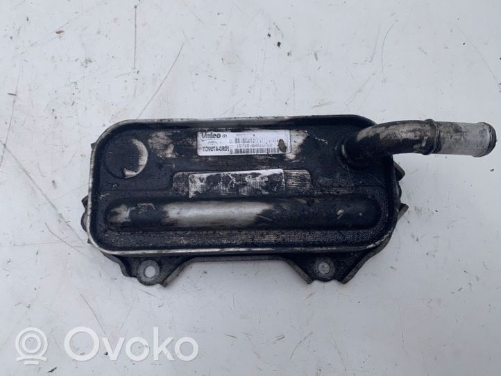 Toyota Corolla Verso AR10 Support de filtre à huile 157100R01000