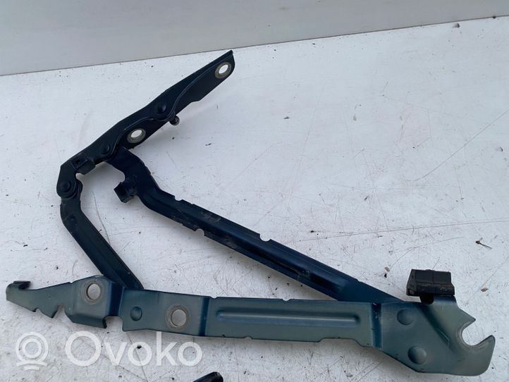 Volvo S80 Tailgate/trunk/boot hinge 