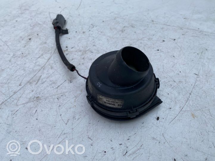 Volvo S80 Ventilador de unidad de control/módulo del motor 8666595