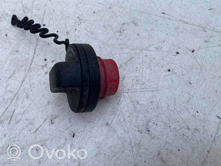 Volvo S80 Fuel tank filler cap 