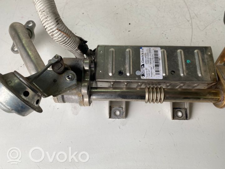 Toyota Avensis T270 Refroidisseur de vanne EGR 256010R020