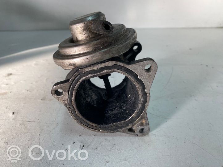 Volkswagen Golf V Valvola EGR 038131501AN