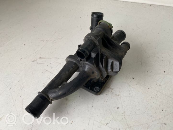 Ford Focus Thermostat/thermostat housing 9670253780