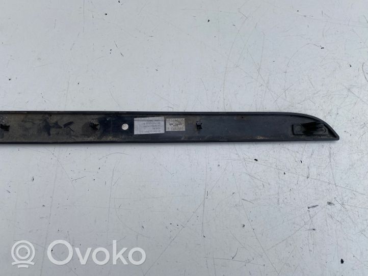 Audi A4 S4 B6 8E 8H Muu takaoven verhoiluelementti 8E0867420G