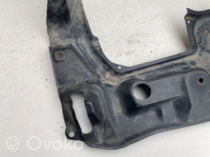 Toyota Avensis Verso Moottorin alustan välipohjan roiskesuoja 5144144040