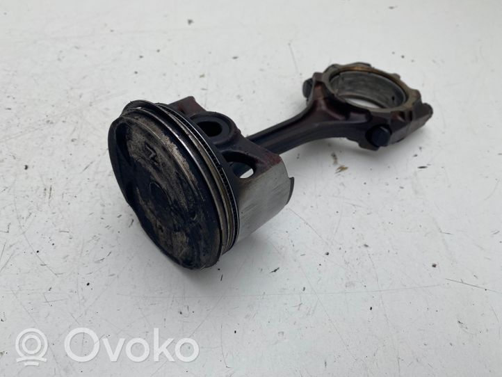 Toyota Picnic Piston avec bielle 8430