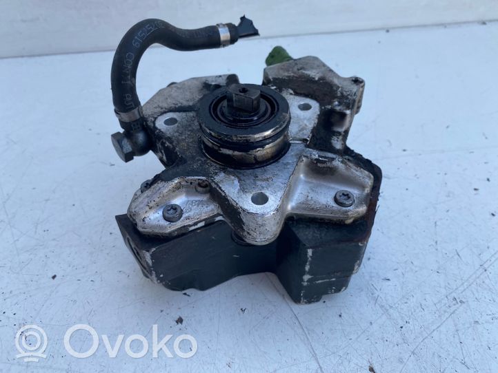 Volvo V70 Polttoaineen ruiskutuksen suurpainepumppu 30756125