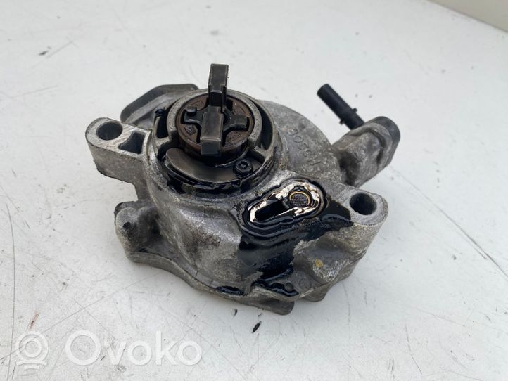 Ford Focus Pompe à vide 9684786780