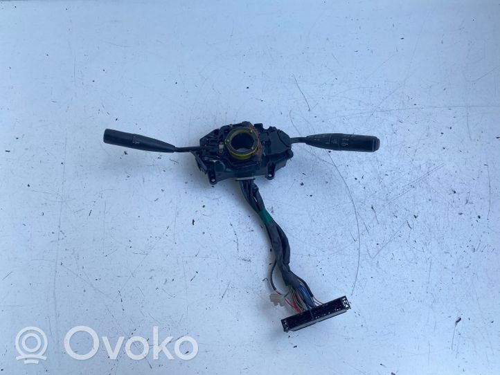 Toyota Carina T190 Leva/interruttore dell’indicatore di direzione e tergicristallo 178855