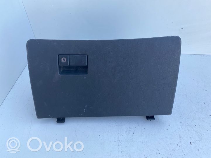 Toyota Carina T190 Handschuhfach 5555220180