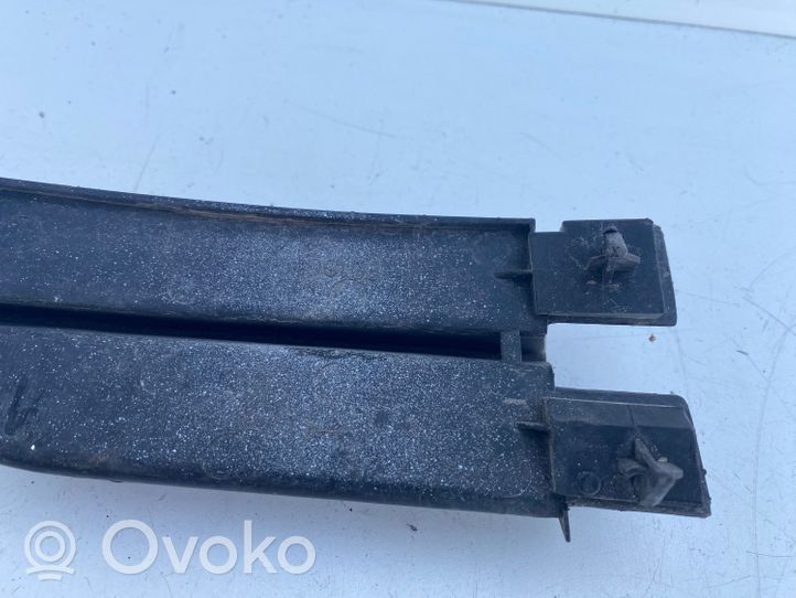 Toyota Carina T190 Grille inférieure de pare-chocs avant 5311320160