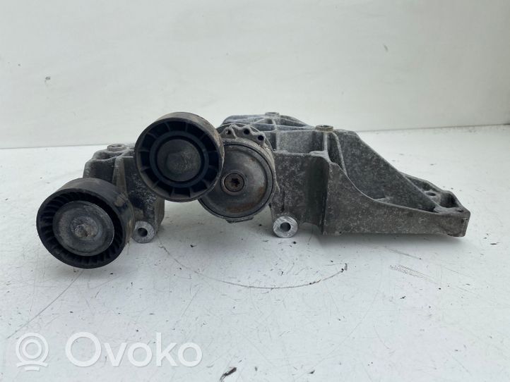 Ford Mondeo MK IV Supporto del generatore/alternatore 9662533080