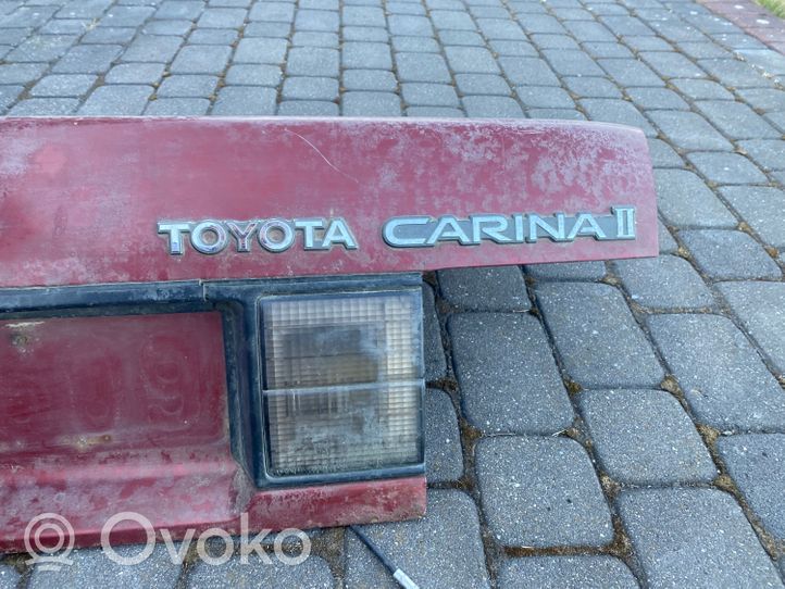 Toyota Carina T170 Takaluukun/tavaratilan kansi 