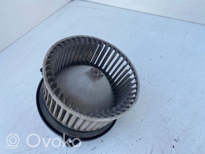 Toyota Corolla E90 Ventola riscaldamento/ventilatore abitacolo 1940000071