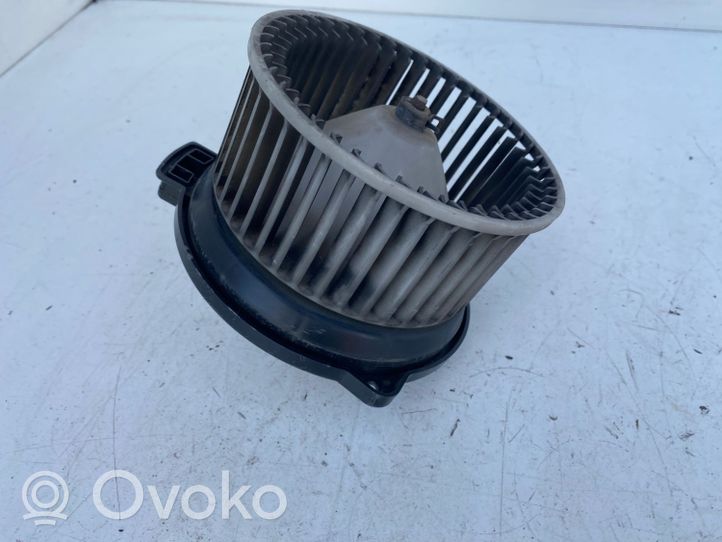 Toyota Corolla E90 Mazā radiatora ventilators 1940000072