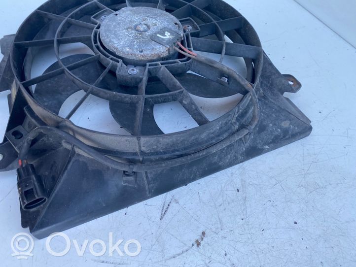 Toyota Avensis T220 Kale ventilateur de radiateur refroidissement moteur 