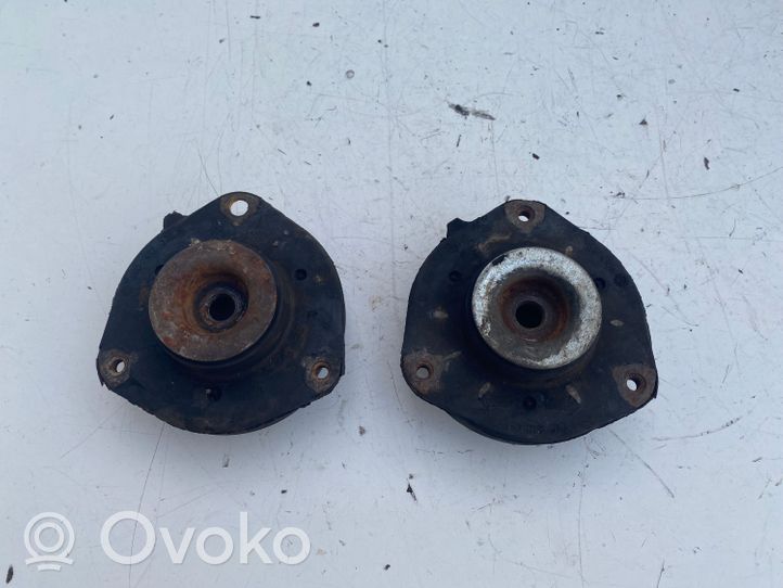 Volkswagen Caddy Support de jambe de force supérieur avant 1K0412331B