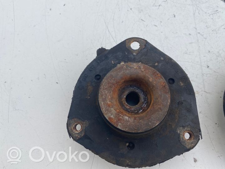 Volkswagen Caddy Support de jambe de force supérieur avant 1K0412331B