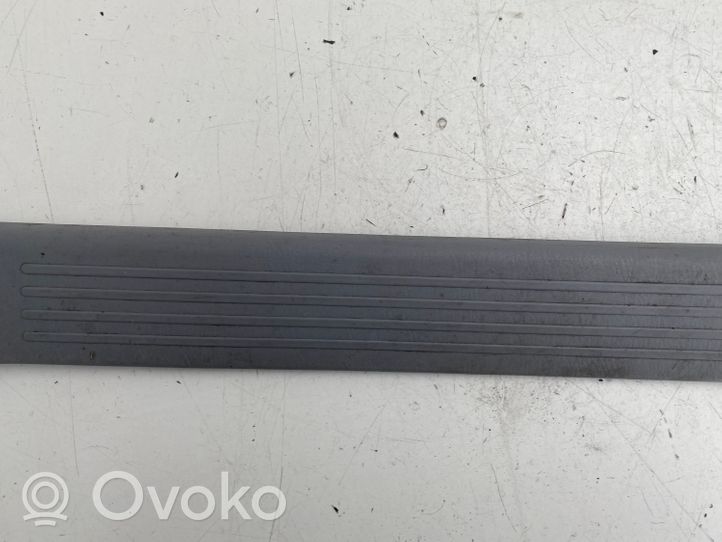 Toyota Previa (XR30, XR40) II Front sill trim cover 6791328030