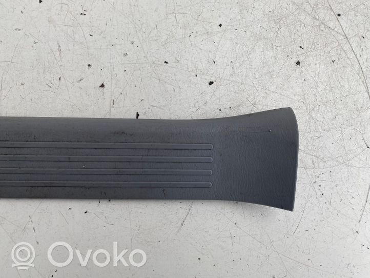 Toyota Previa (XR30, XR40) II Front sill trim cover 6791328030