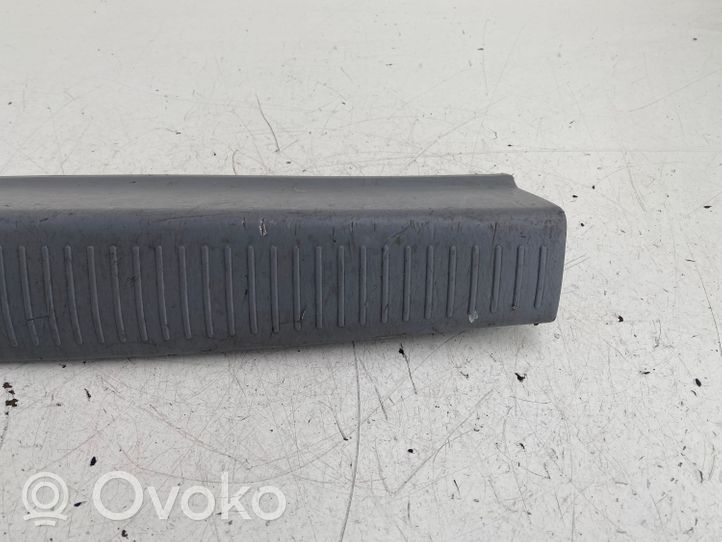 Toyota Previa (XR30, XR40) II Trunk/boot sill cover protection 6793528040