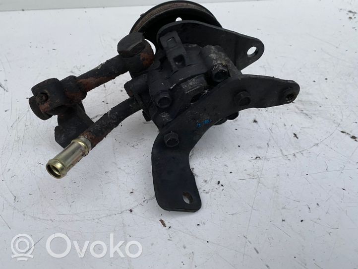 Nissan Pathfinder R51 Pompe de direction assistée 67253388