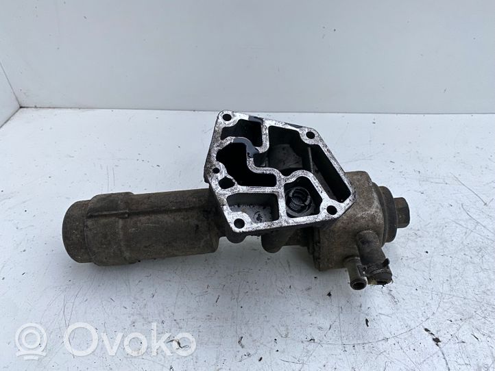 Volkswagen PASSAT B5.5 Supporto di montaggio del filtro dell’olio 038115389B