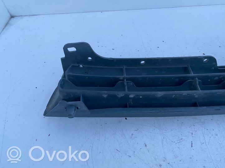 Toyota Camry Etusäleikkö 3311106010