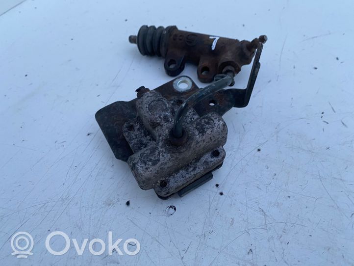 Toyota Corolla Verso E121 Clutch slave cylinder 