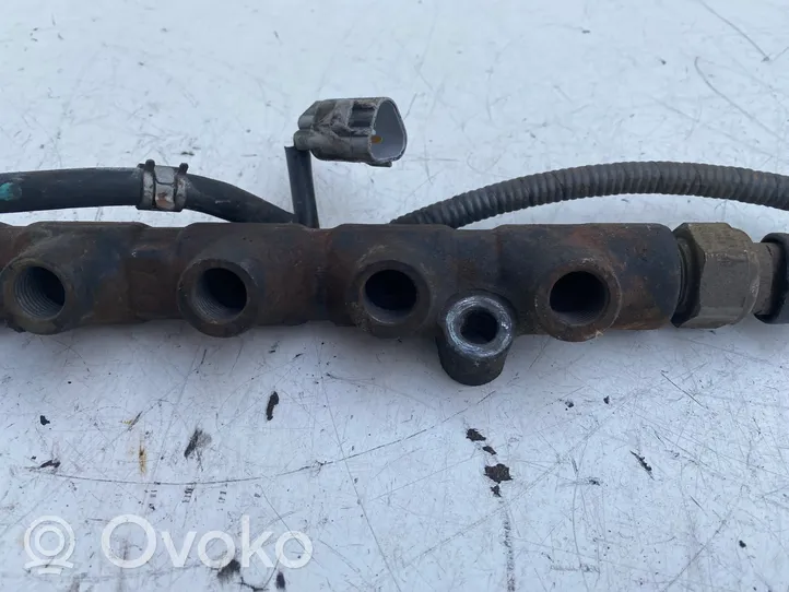 Toyota Previa (XR30, XR40) II Listwa wtryskowa 8945812020