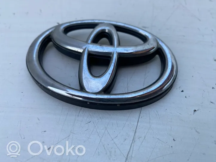 Toyota Corolla E100 Logo, emblème de fabricant 7547112030