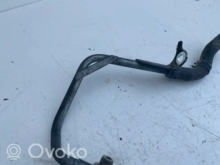 Toyota Avensis T250 Turbo turbocharger oiling pipe/hose 