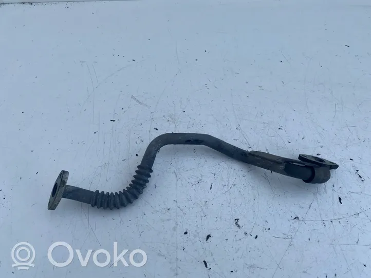 Toyota Avensis T250 Turbo turbocharger oiling pipe/hose 
