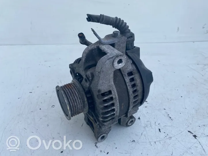 Toyota Avensis T250 Generatore/alternatore 270600R011