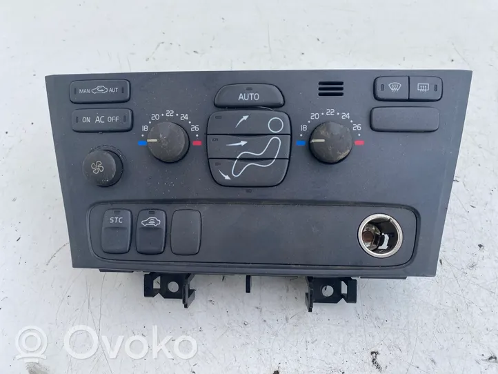 Volvo V70 Panel klimatyzacji 7923