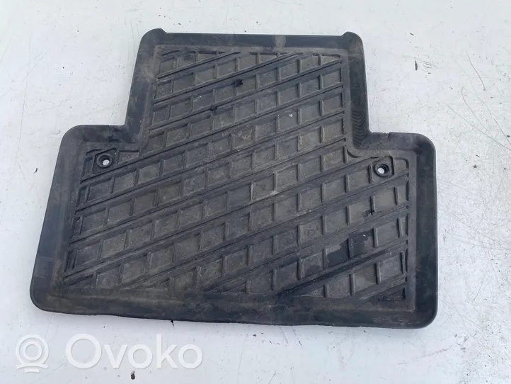 Volvo V70 Tapis de sol arrière 30660991