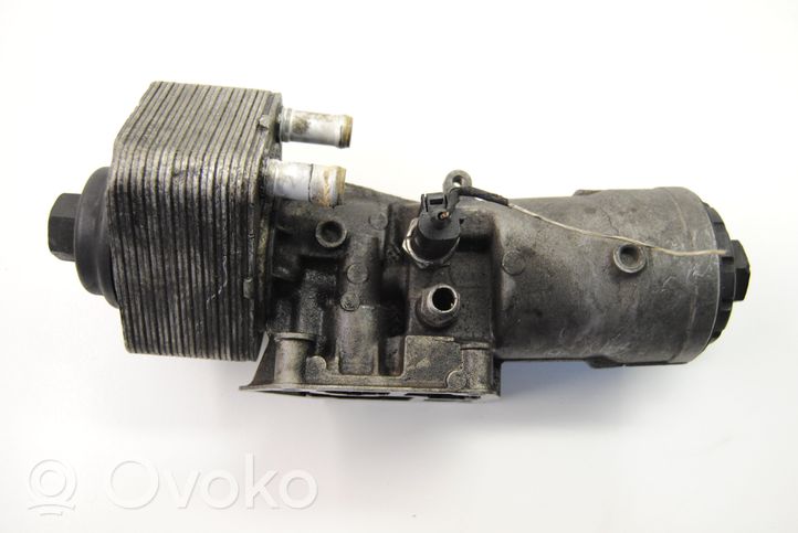 Audi A5 8T 8F Refroidisseur d'huile moteur 045115389J