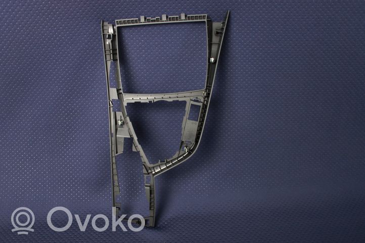 BMW 2 F22 F23 Pavarų perjungimo svirties apdaila (plastikinė) 9207313