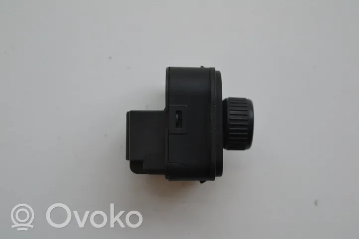 Volkswagen PASSAT B6 A set of switches 1K0959565F