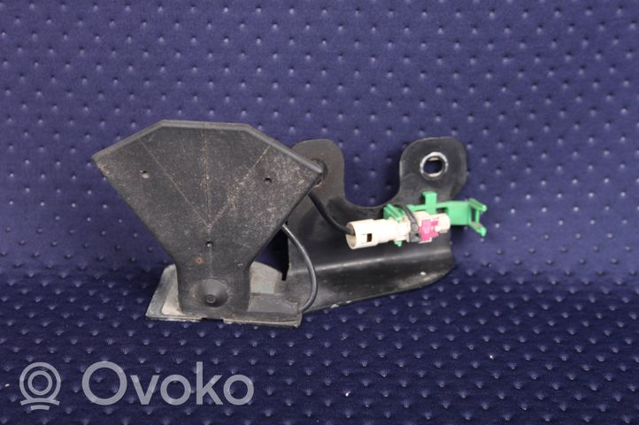 Audi A6 C7 Antena (GPS antena) 8V0035507