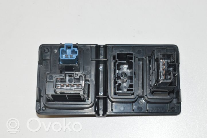 Lexus RX 330 - 350 - 400H Un conjunto de interruptores 5544648010
